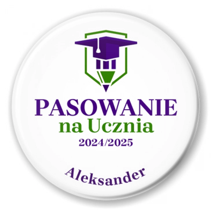 przypinka Pasowanie na ucznia na białym tle