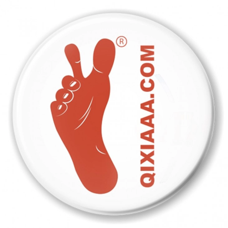 przypinka QIXIAAA.COM