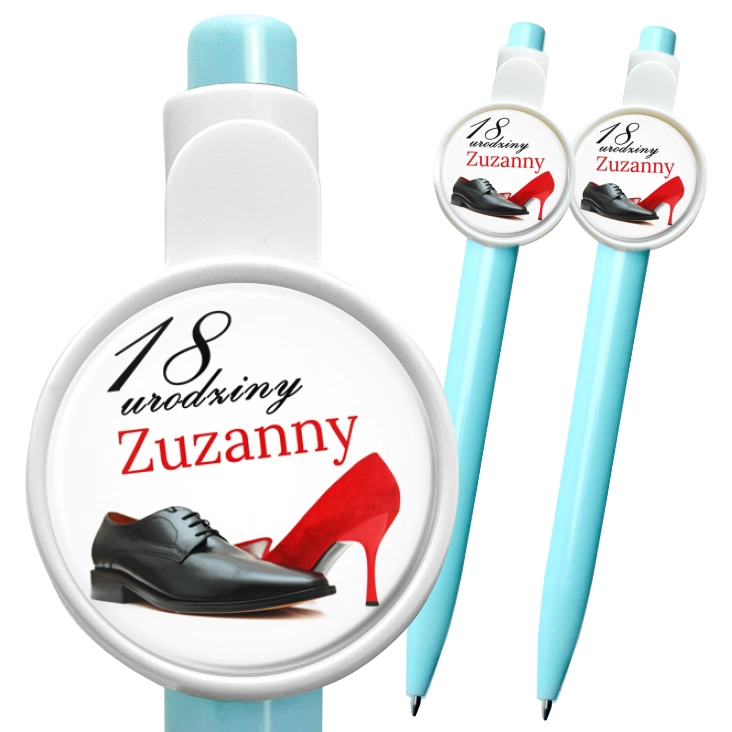 przypinka długopis Osiemnaste urodziny z imieniem i butami