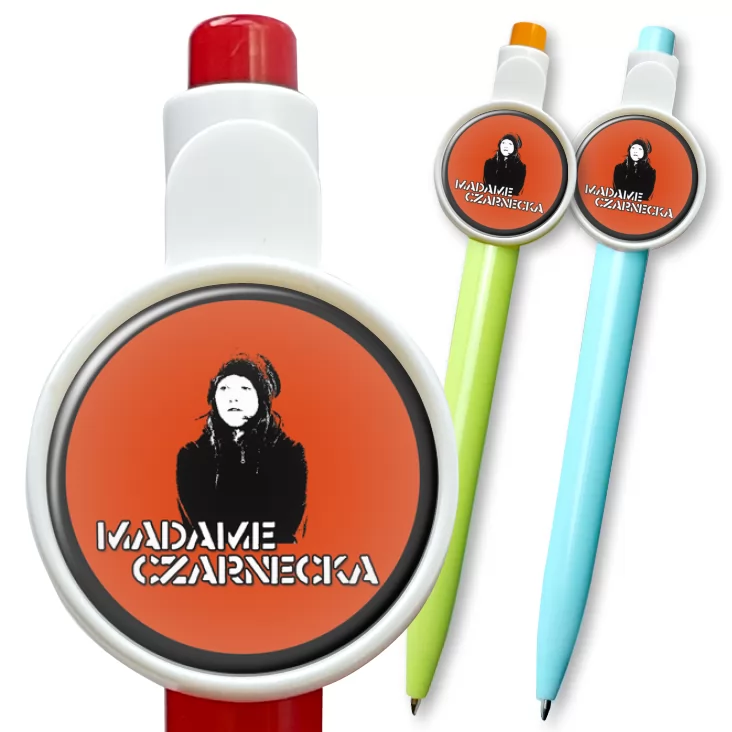 przypinka długopis Madame Czarnecka