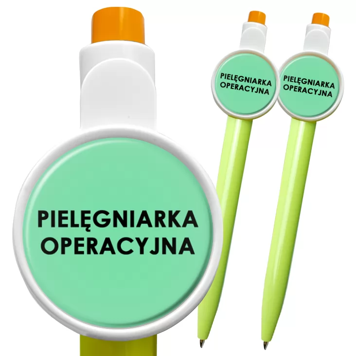 przypinka długopis Pielęgniarka operacyjna czarne litery