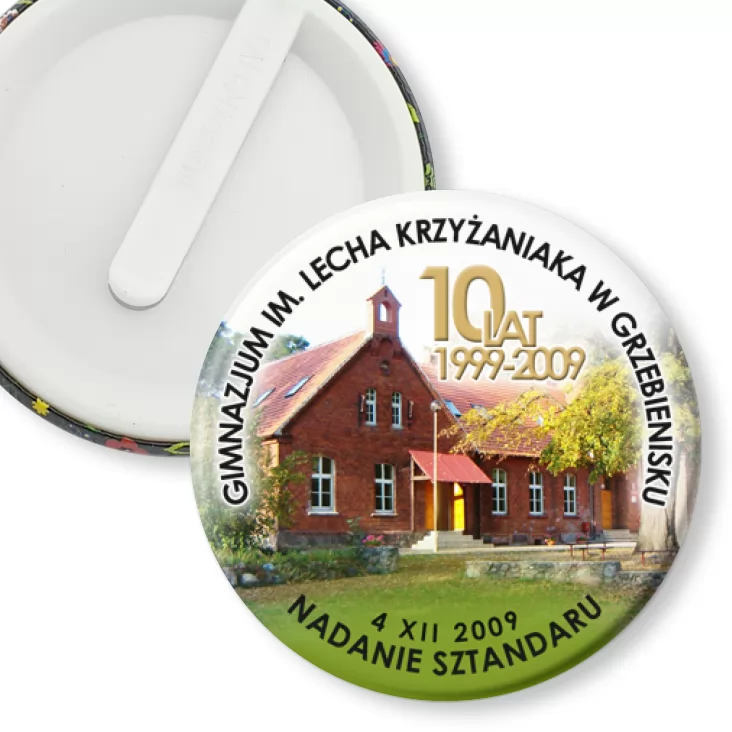 przypinka klips Gimnazjum im. Lecha Krzyżaniaka w Grzebienisku