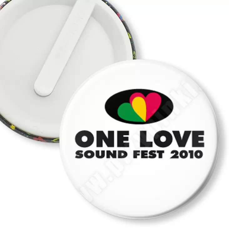 przypinka klips One Love 2010 - białe