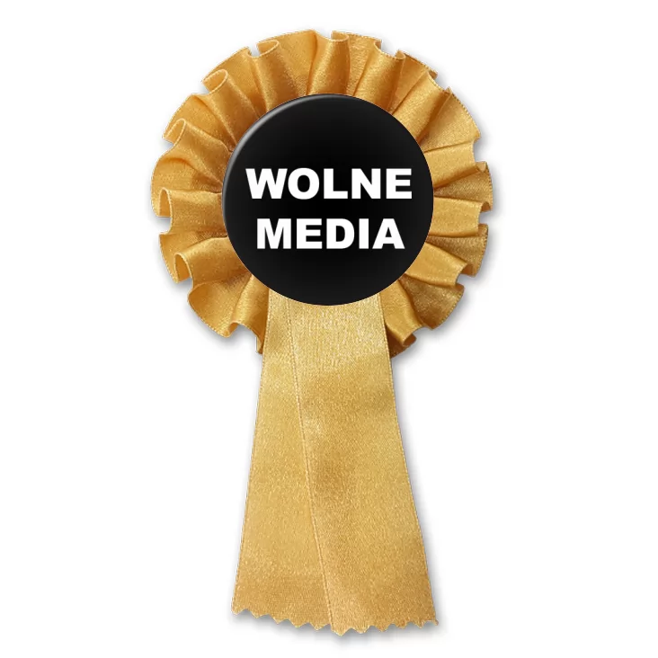 przypinka kotylion Wolne media