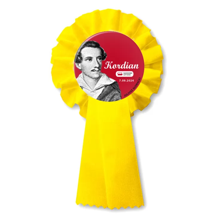 przypinka kotylion Narodowe czytanie Kordian Juliusz Słowacki na czerwonym tle