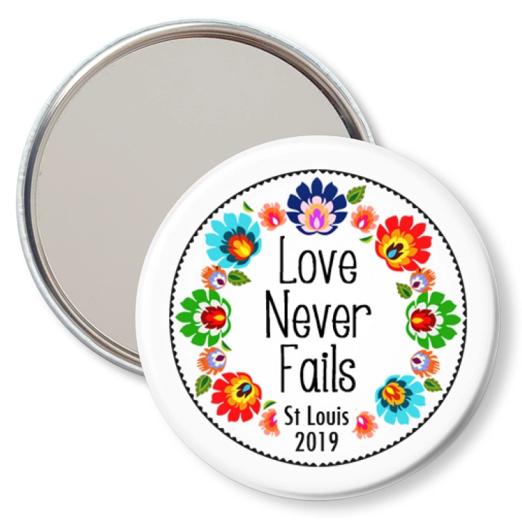 przypinka lusterko Love Never Fails