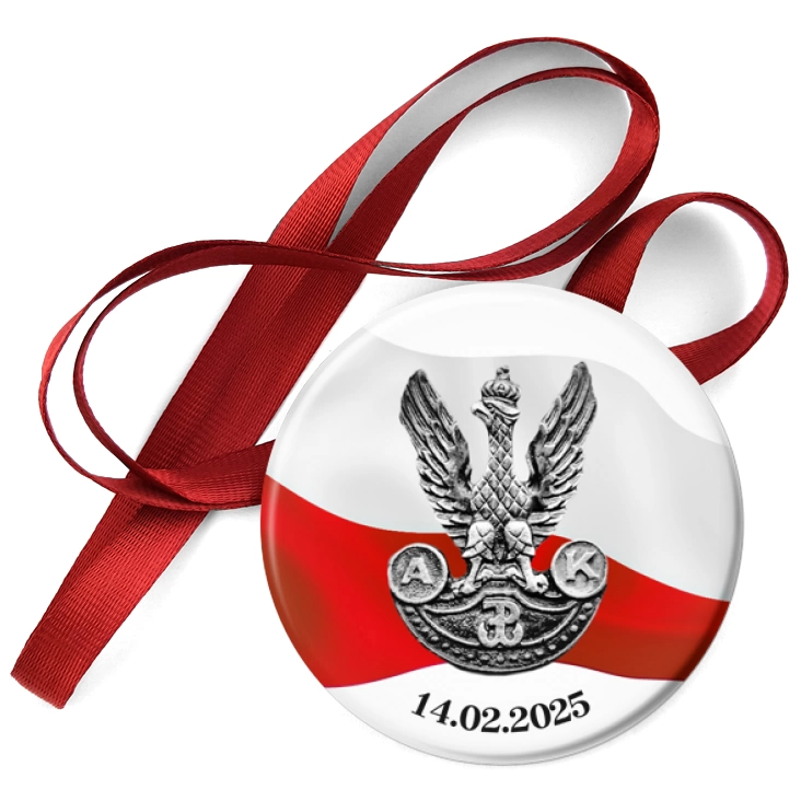 przypinka medal Logo AK na tle flagi Polski