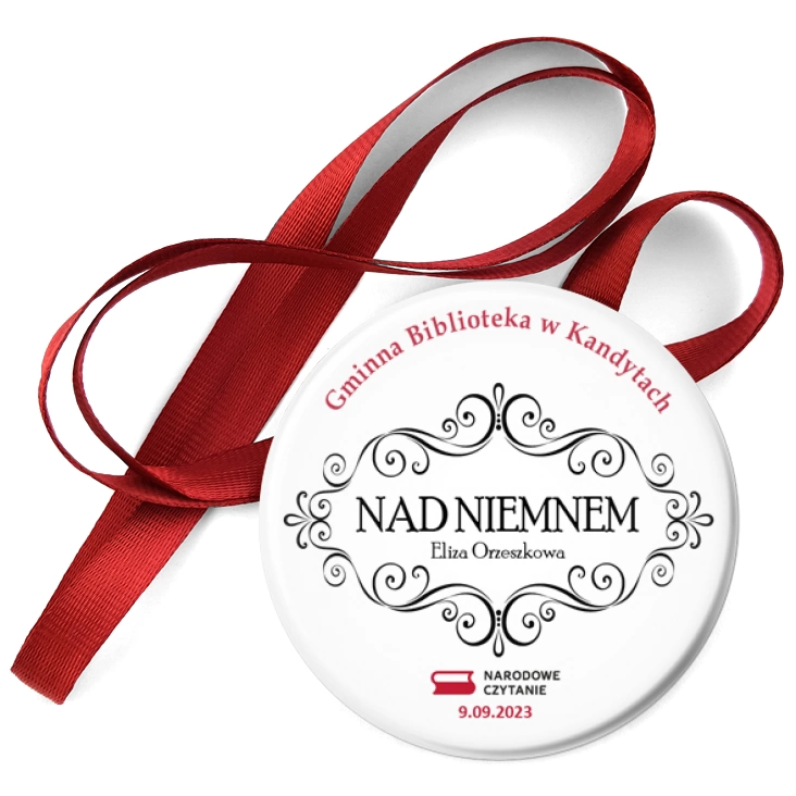 przypinka medal Narodowe Czytanie Nad Niemnem Gminna Biblioteka w Kandytach