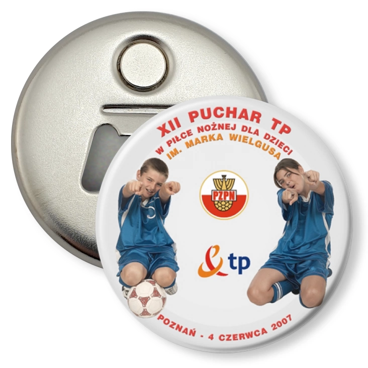 przypinka otwieracz-magnes XII Turniej w Piłce Nożnej dla Dzieci