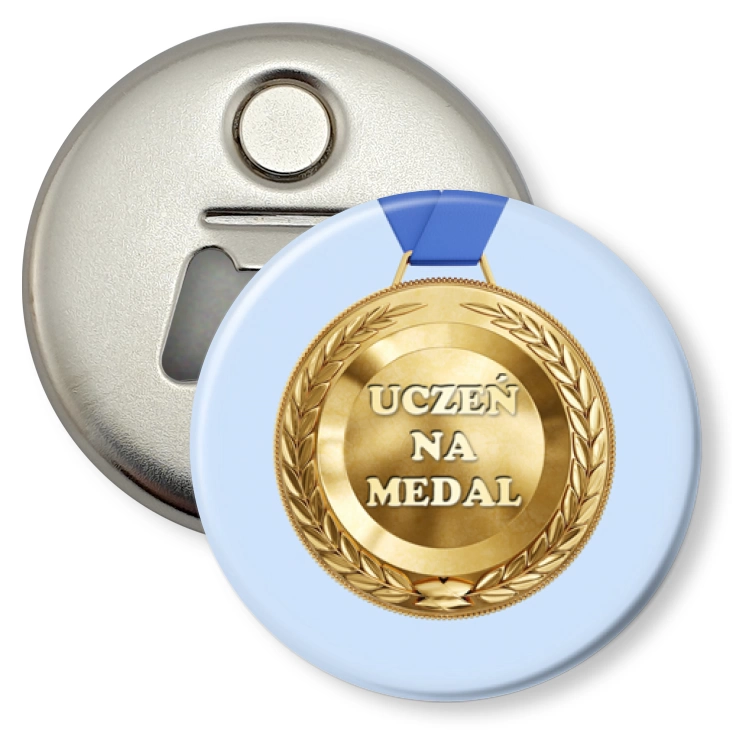 przypinka otwieracz-magnes Uczeń na medal na niebieskim tle