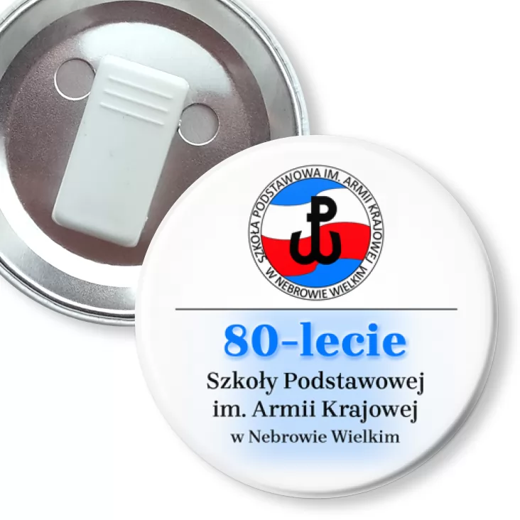 przypinka z żabką Jubileusz 80-lecia SP im. Armii Krajowej w Nebrowie Wielkim