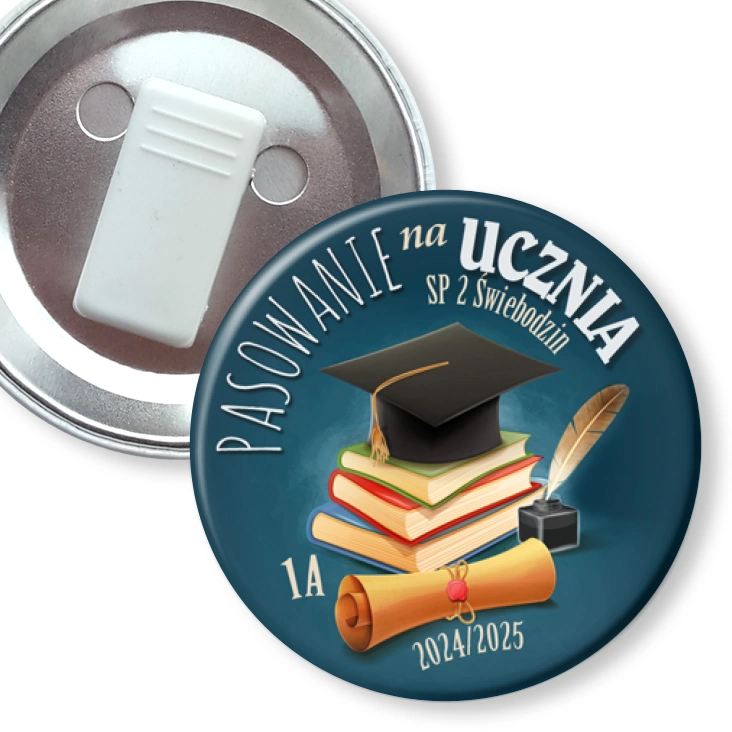 przypinka z żabką Pasowanie na Ucznia SP 2 Świebodzin