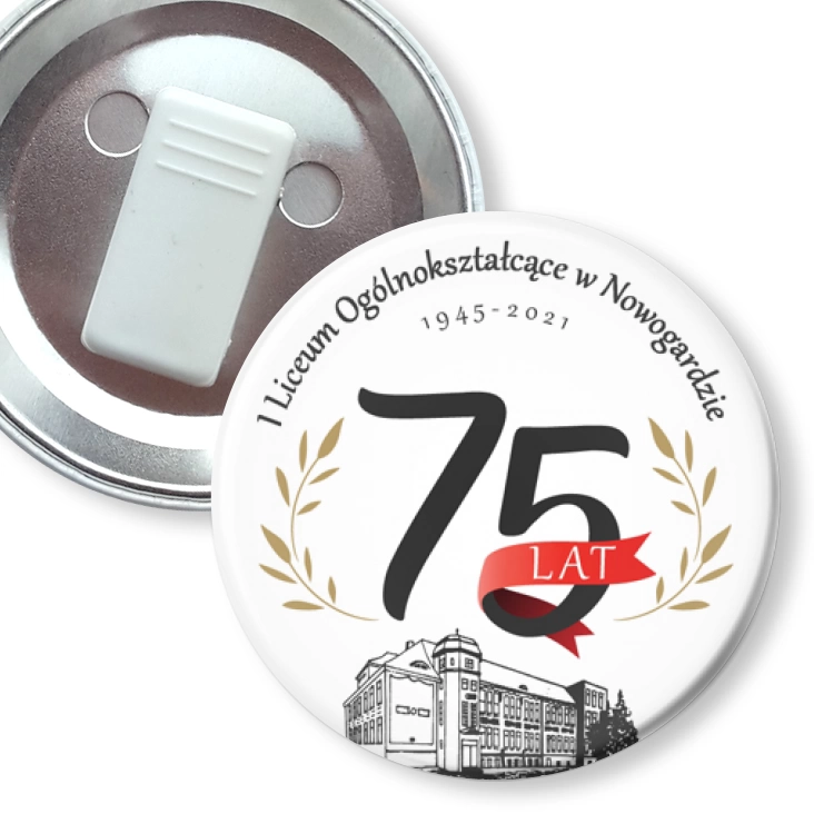 przypinka z żabką 75 lat I LO Nowogard