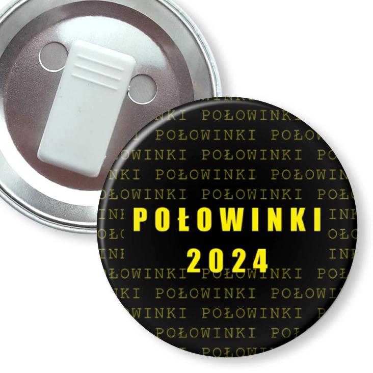 przypinka z żabką Połowinki czarne tło