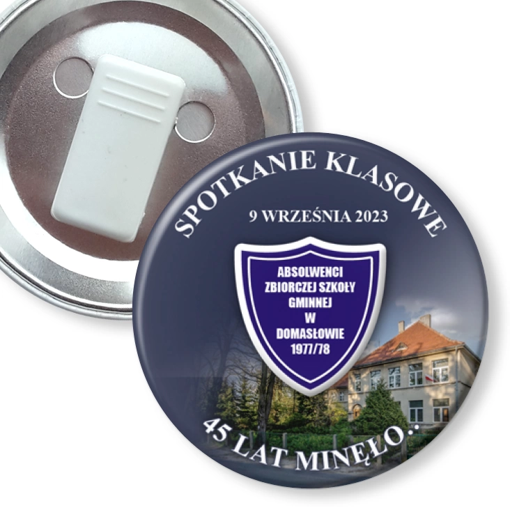 przypinka z żabką Spotkanie klasowe Zbiorczej Szkoły Gminnej w Domasłowie