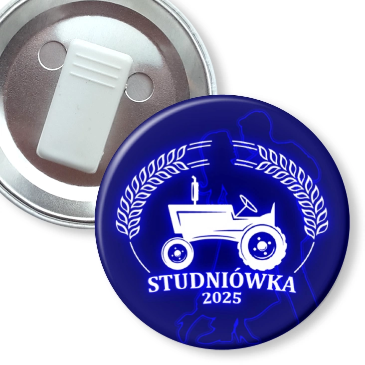 przypinka z żabką Studniówka z ciągnikiem