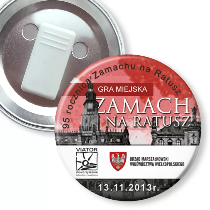 przypinka z żabką Gra Miejska - Zamach na Ratusz