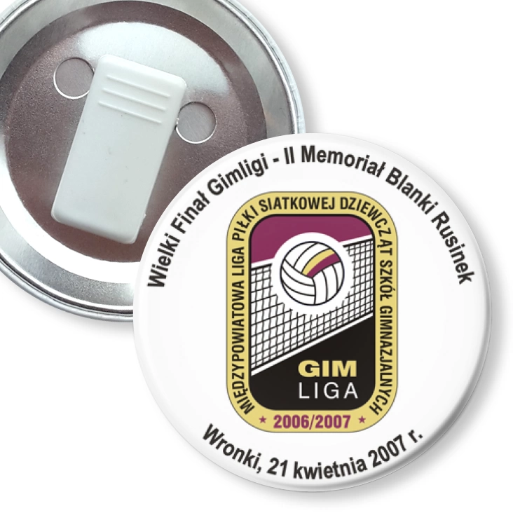 przypinka z żabką GIM Liga