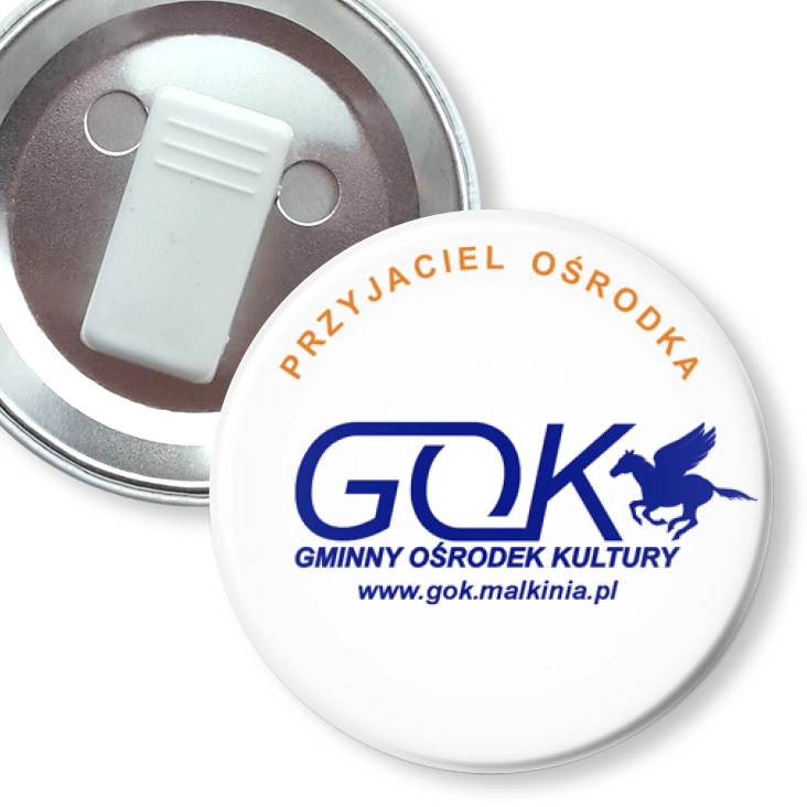 przypinka z żabką GOK - przyjaciel ośrodka