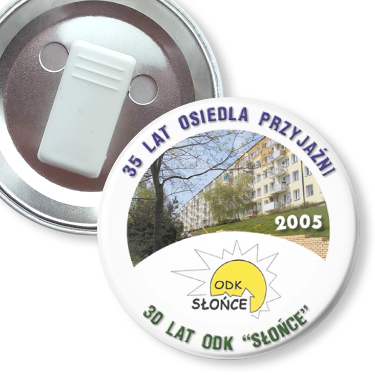 przypinka z żabką 30 lat ODK Słońce