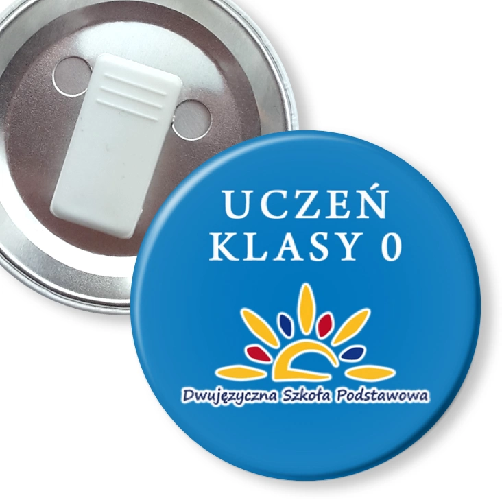 przypinka z żabką Dwujęzyczna Szkoła Podstawowa 0