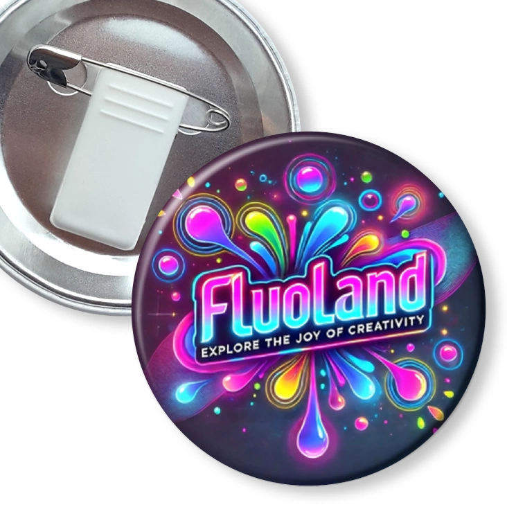 przypinka z żabką i agrafką Fluoland logo