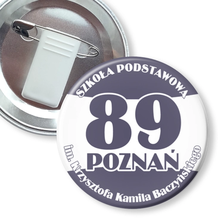 przypinka z żabką i agrafką Szkoła Podstawowa nr 89 w Poznaniu