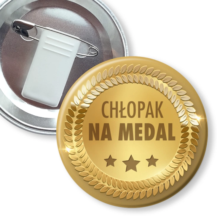 przypinka z żabką i agrafką Chłopak na medal Dzień Chłopaka