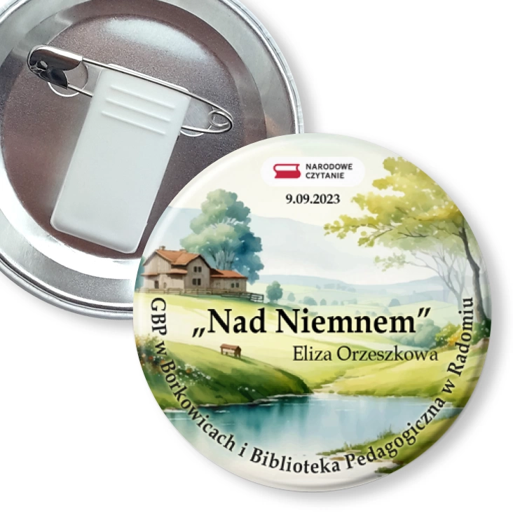 przypinka z żabką i agrafką Nad Niemnem Narodowe Czytanie Biblioteka Borkowice