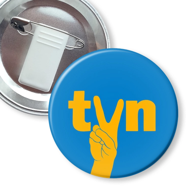 przypinka z żabką i agrafką TVN lex