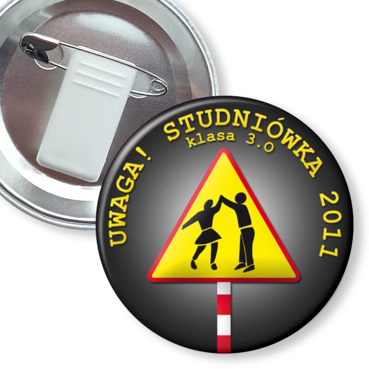 przypinka z żabką i agrafką Uwaga! Studniówka 2011