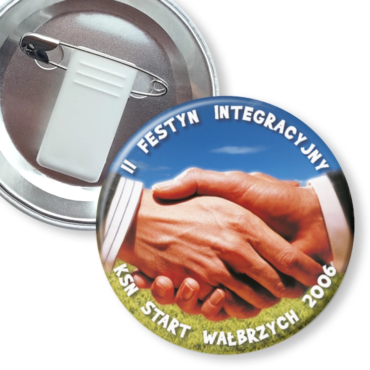 przypinka z żabką i agrafką II Festyn Integracyjny