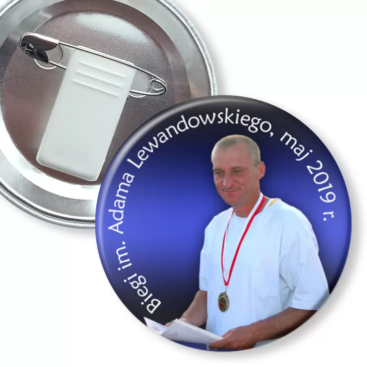 przypinka z żabką i agrafką Biegi im. Adama Lewandowskiego