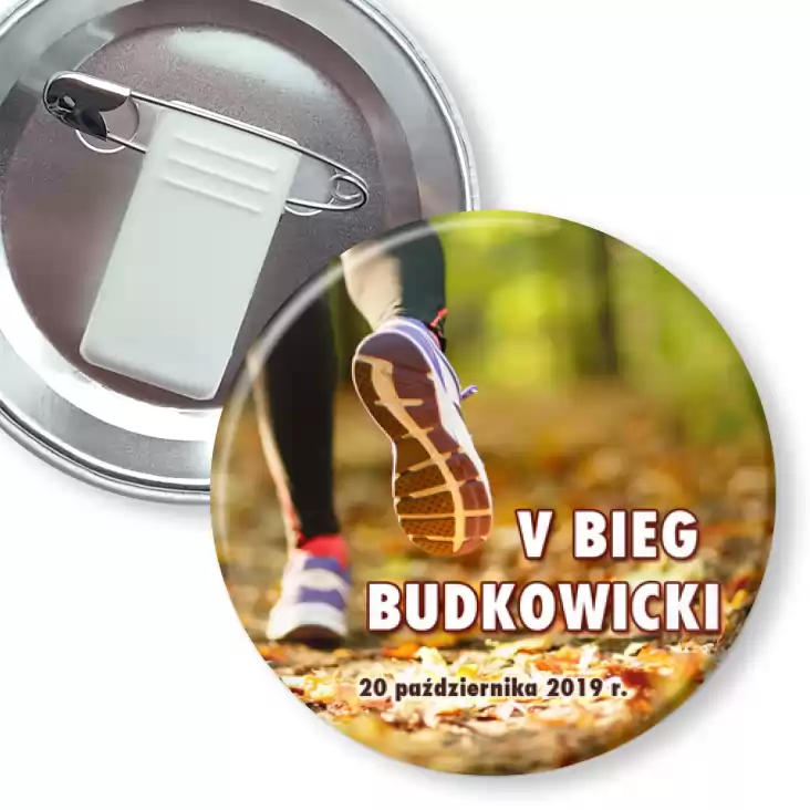 przypinka z żabką i agrafką V Bieg Budkowicki
