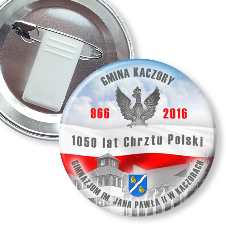 przypinka z żabką i agrafką Gimnazjum im. Jana Pawła II w Kaczorach