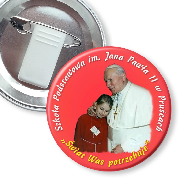 przypinka z żabką i agrafką Szkoła Podstawowa w Pruścach