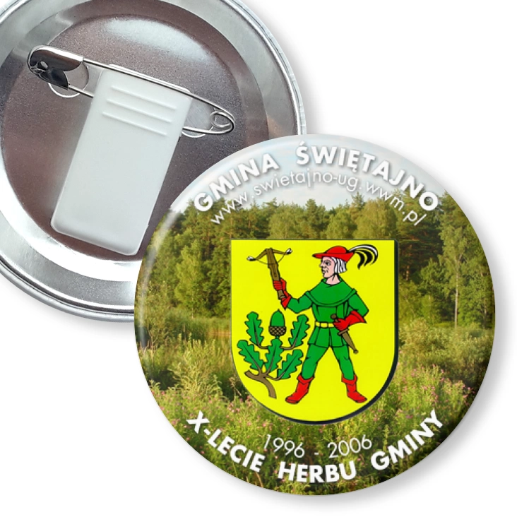 przypinka z żabką i agrafką X-lecie Herbu Gminy Świętajno