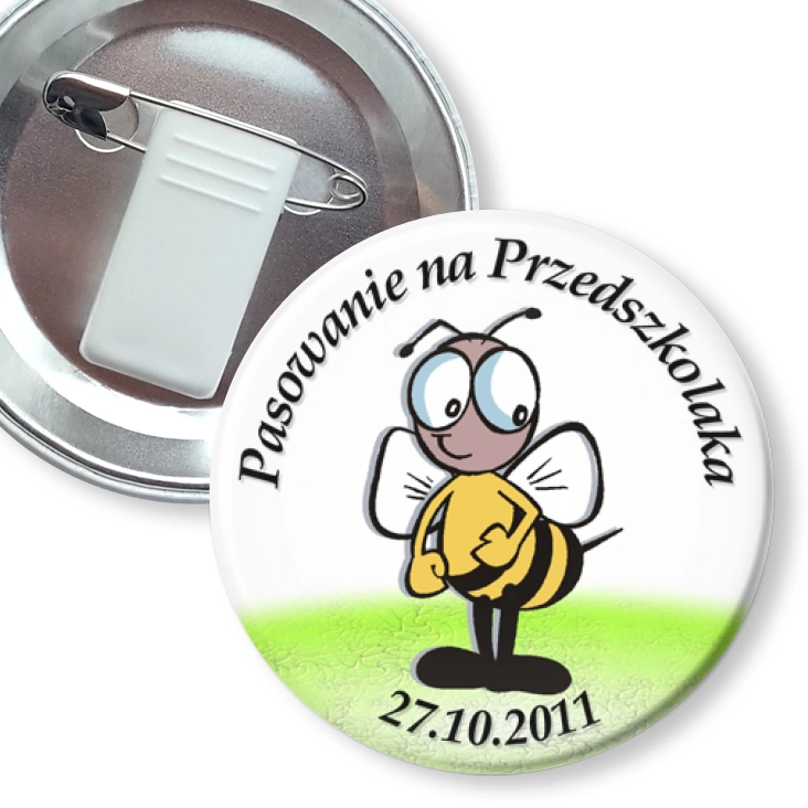 przypinka z żabką i agrafką Pasowanie na przedszkolaka