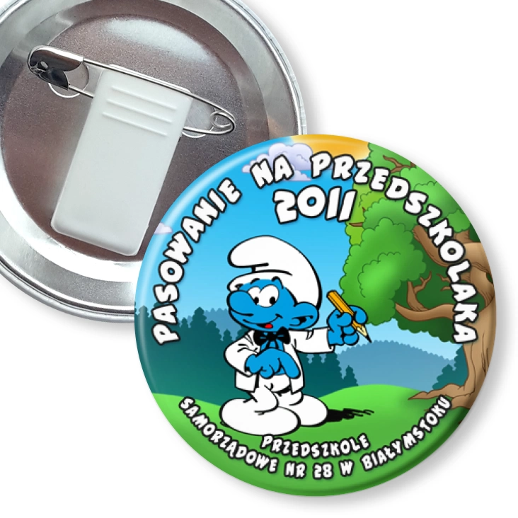 przypinka z żabką i agrafką Przedszkole nr 28 w Białymstoku