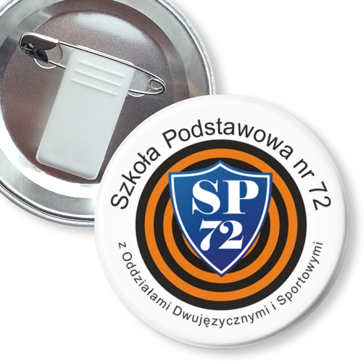 przypinka z żabką i agrafką SP nr 72 w Poznaniu